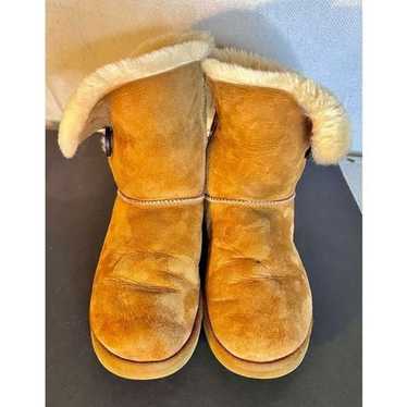 UGG One Button Bailey Tan Boots Size 9 - image 1