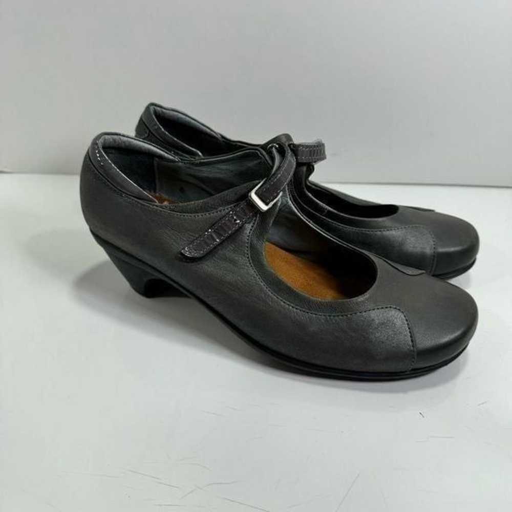 NOAT Women’s Mary Jane Shoes sz 8 Cardinal Leathe… - image 7