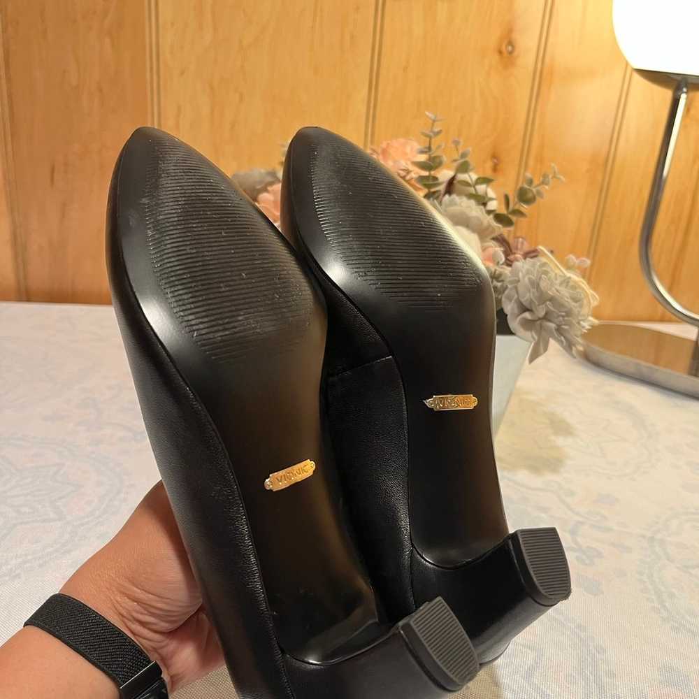 Vionic Madison Mia Black Leather Pointed Toe Heel… - image 5