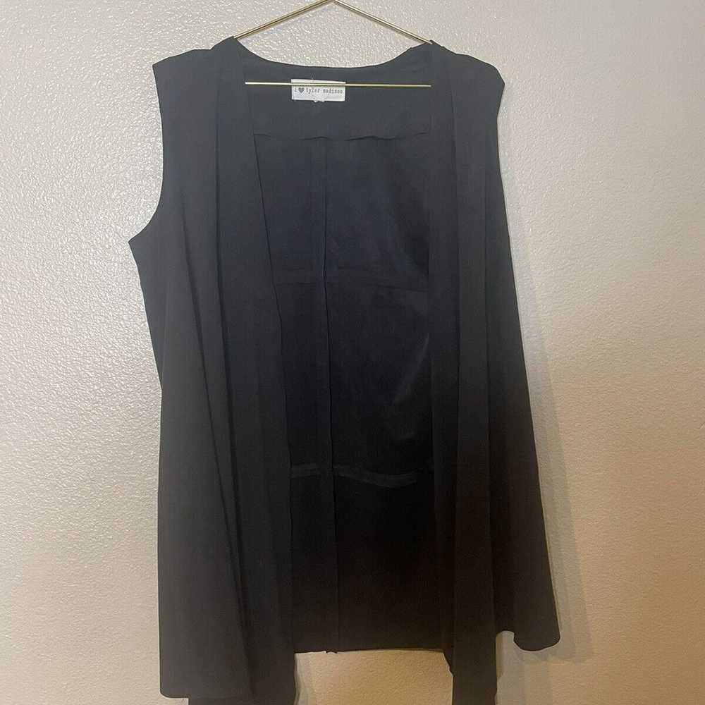 I Love Tyler Madison SZ XL Women Sleeveless Black… - image 3