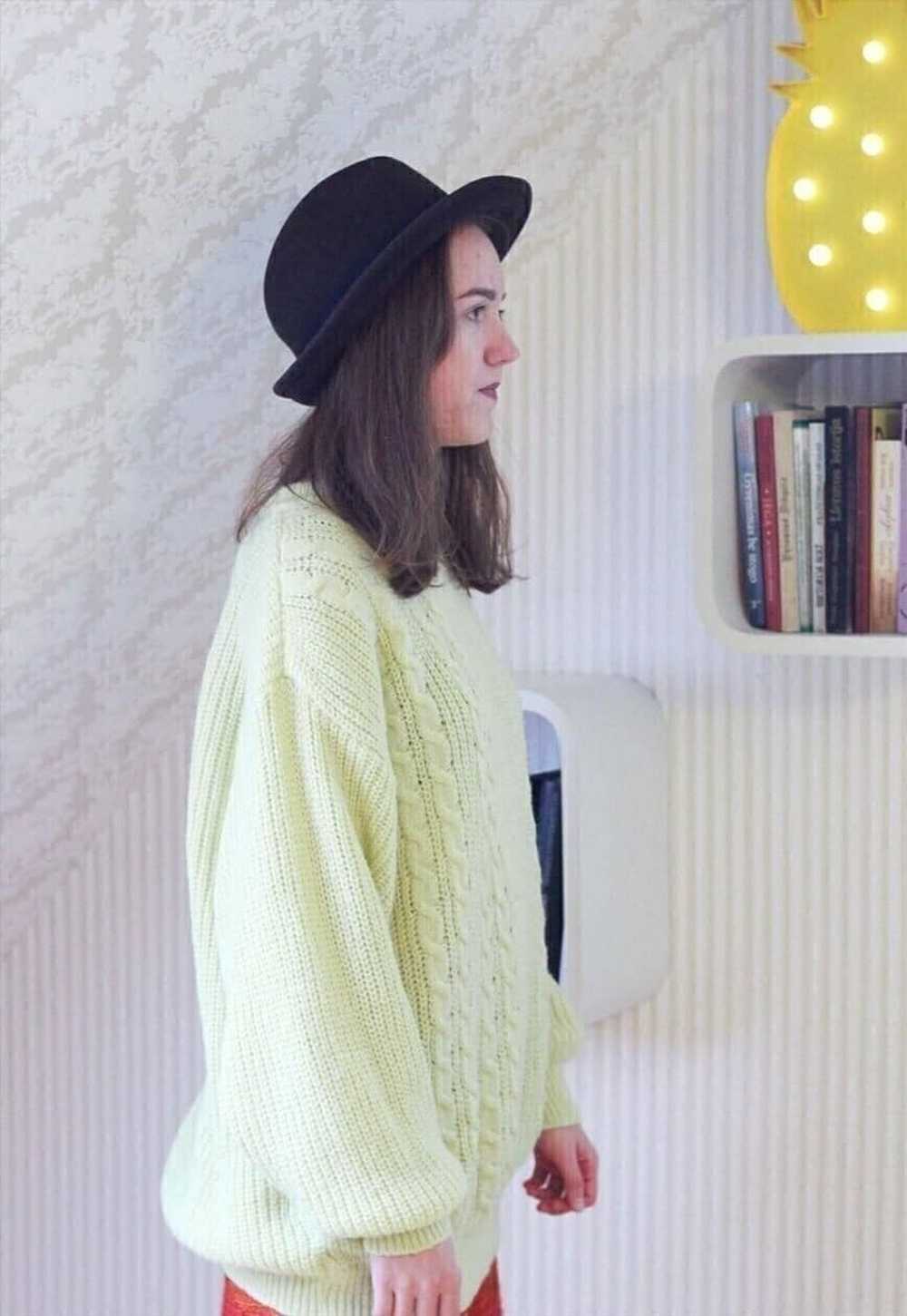 Yellow knitted warm vintage jumper with plaits - image 4