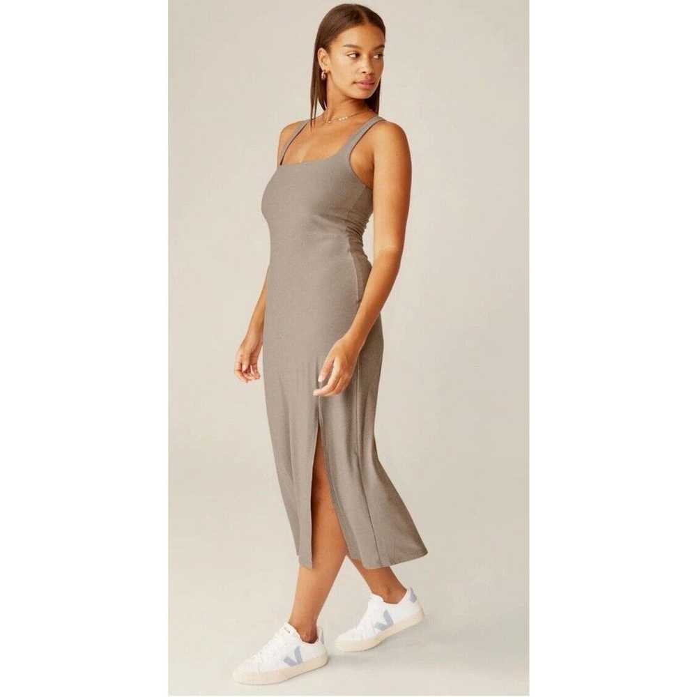 Beyond Yoga Featherweight At The Ready Dress Size… - image 3