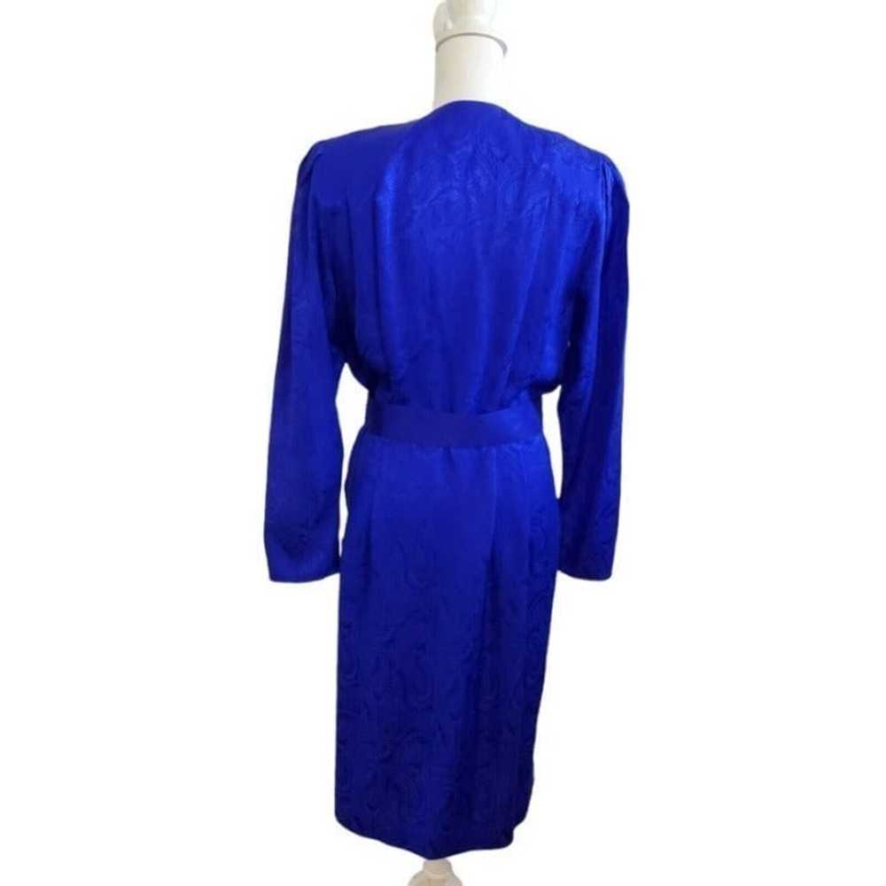 Vintage 80s Sz M Royal Blue Satin Silk Paisley Se… - image 3