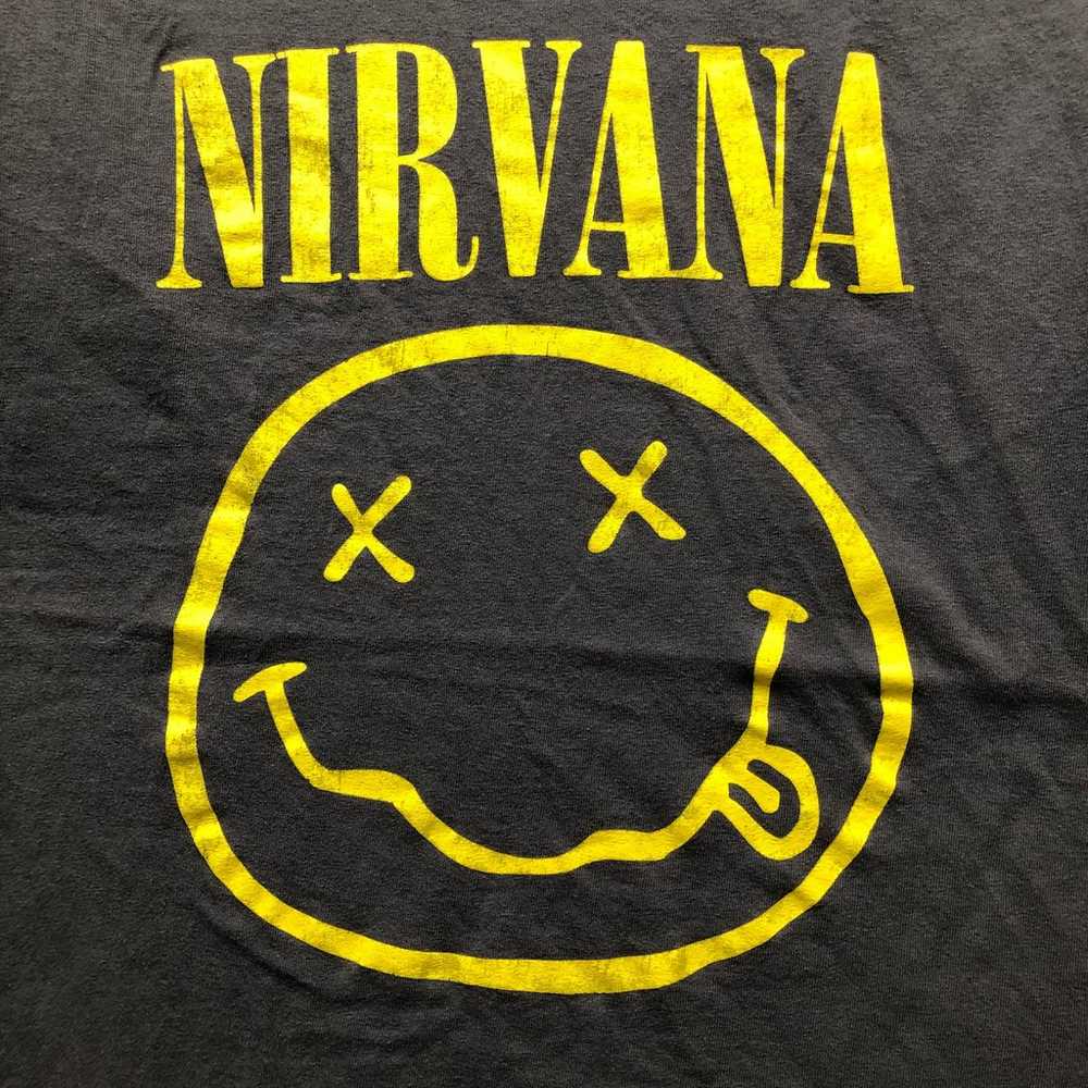 Nirvana Smiley Music T-Shirt Men's Small S Short … - image 9