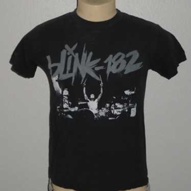 Blink 182 Neighborhoods 2011 Black Concert T-Shir… - image 1