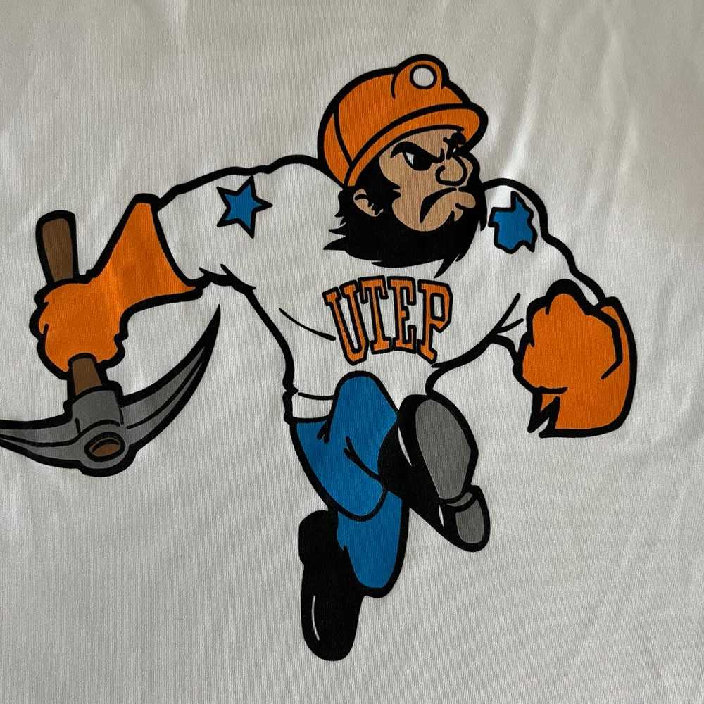 UTEP Miners Paydirt Pete T Shirt Large - image 2