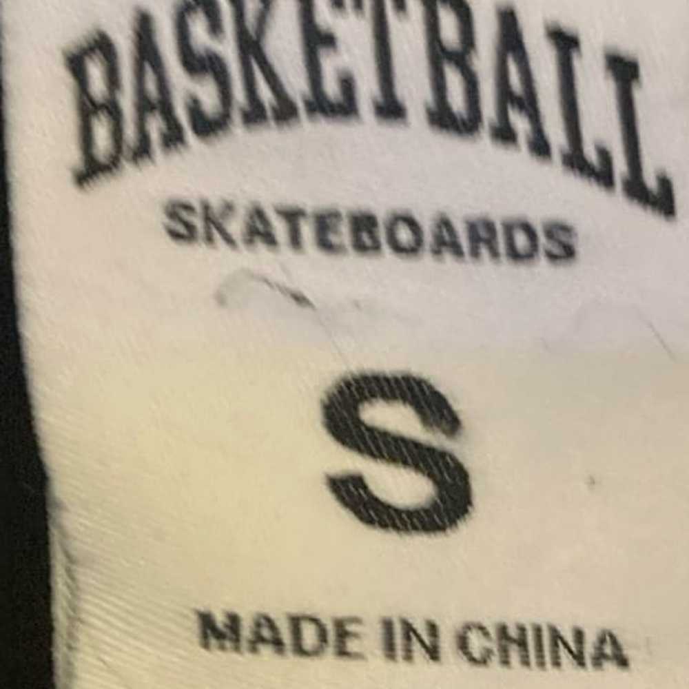 Basketball skateboard “fastcar” mens T shirt size… - image 3
