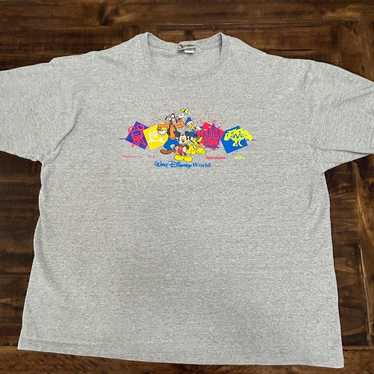 Walt Disney World Graphic Short Sleeve T-Shirt Ad… - image 1