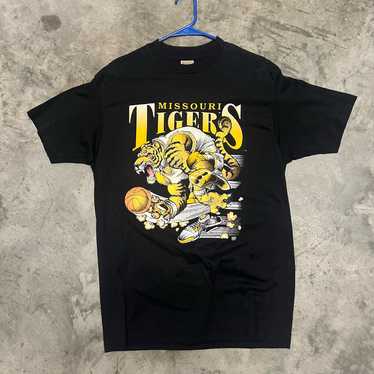 Vintage University of Missouri Tigers T-shirt