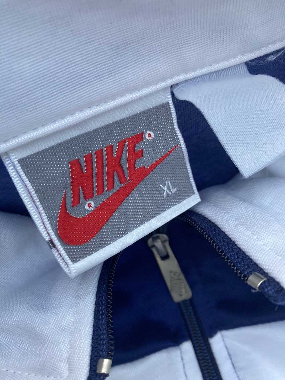 Nike × Vintage Vintage 90s Nike Zip Up Windbreake… - image 7