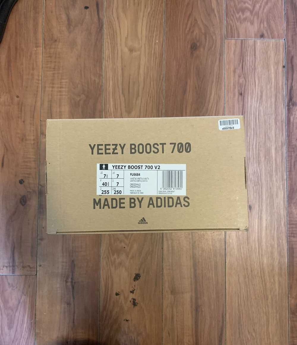 Adidas × Yeezy Season Yeezy 700 v2 Size 7.5 - image 6