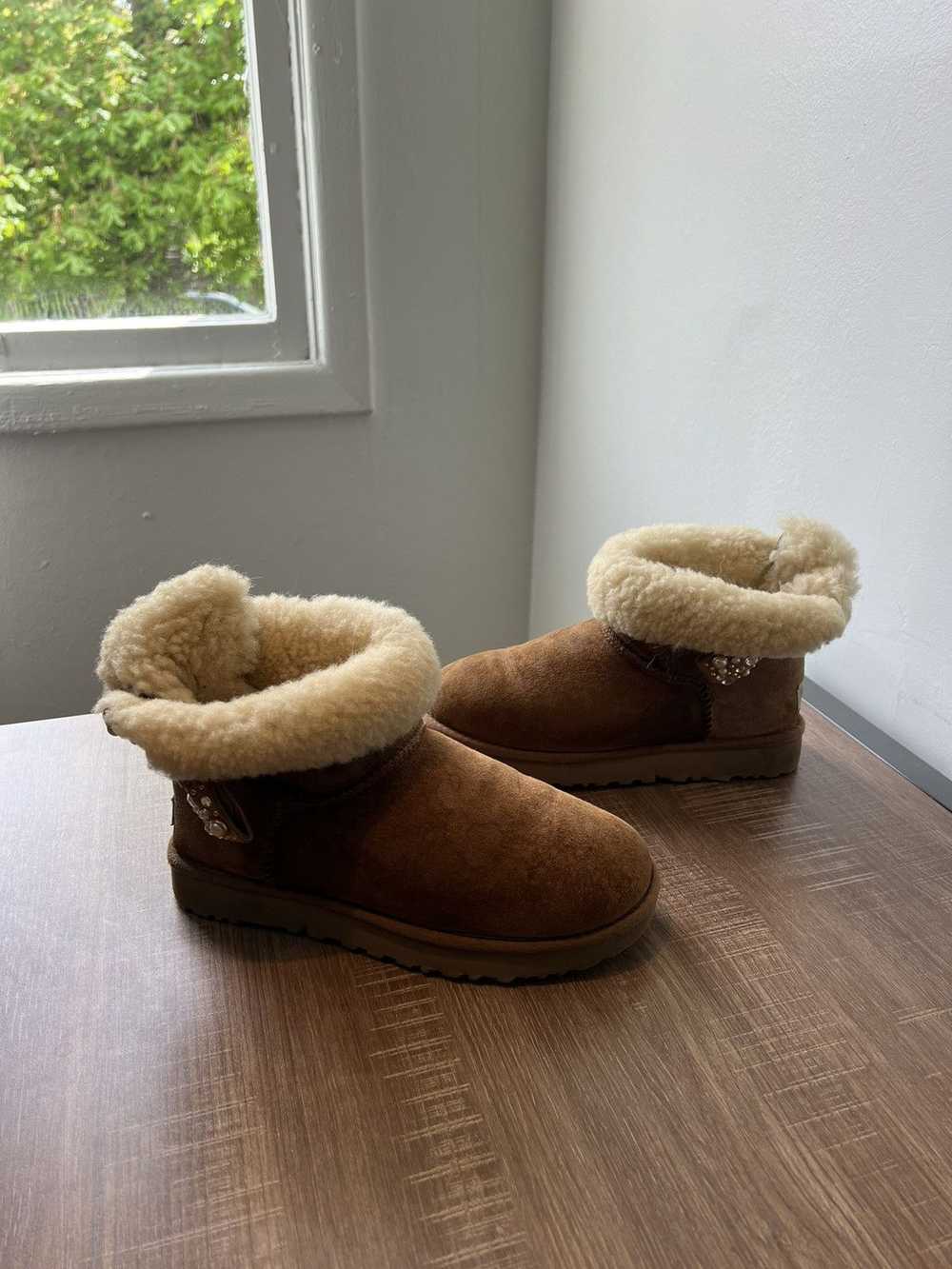 Ugg UGG Boots Womens Size 9 Brown Mini Bailey Bow… - image 2