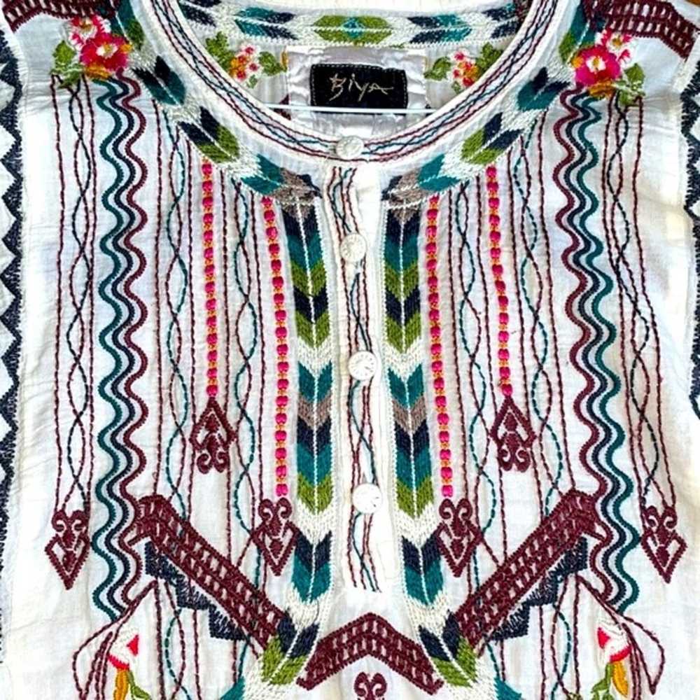 Johnny Was Biya Embroidered Tunic Top Floral Peas… - image 6
