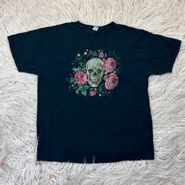 Fruit Of The Loom Woman's XL Black Floral Skull T… - image 1