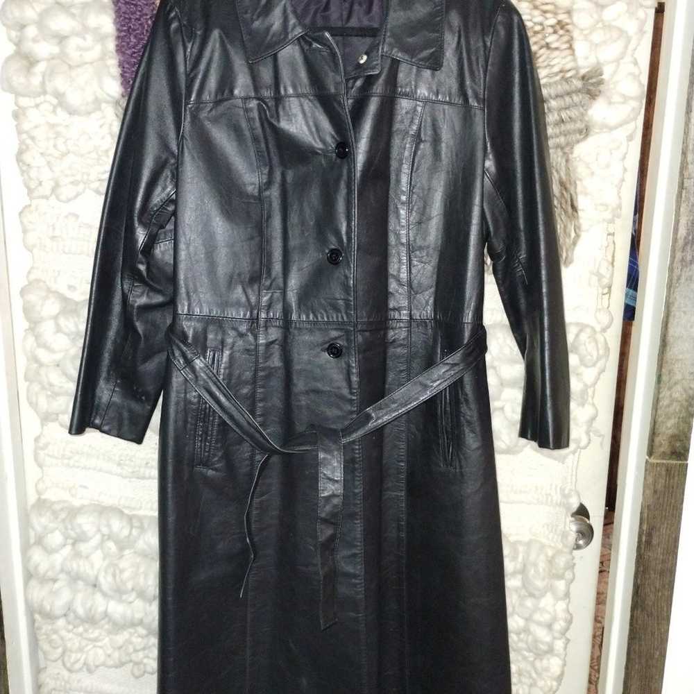 Leather trench coat - image 10
