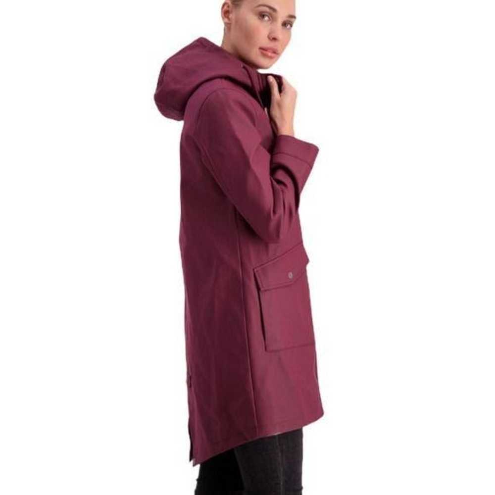 Levi's Women's Burgundy Hooded Rubberized Faux Le… - image 3