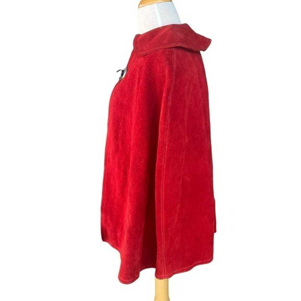 Vintage Red Suede Cape Warren of California Conch… - image 2