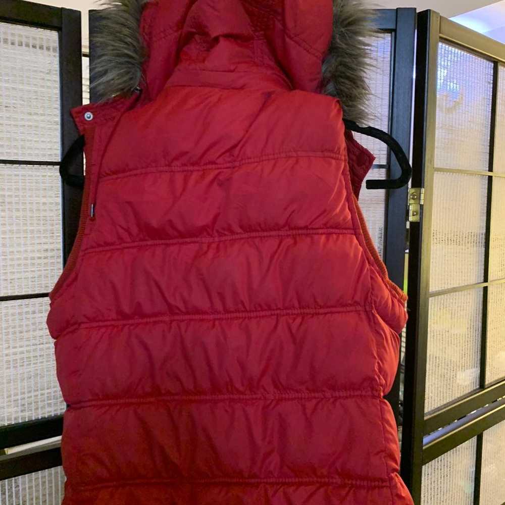 Aeropostale Puffy Vest with faux fur hood red xl - image 2