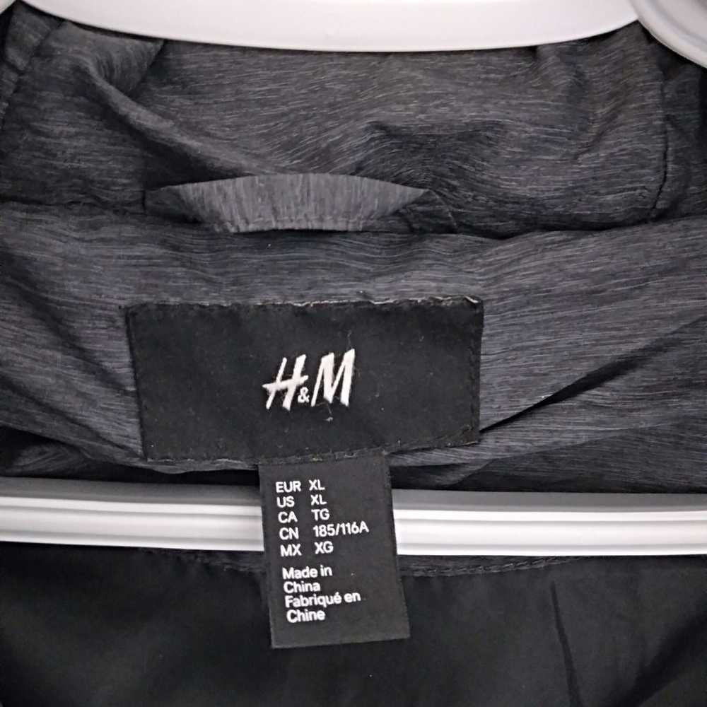 H&M  Puffer Jacket - image 2