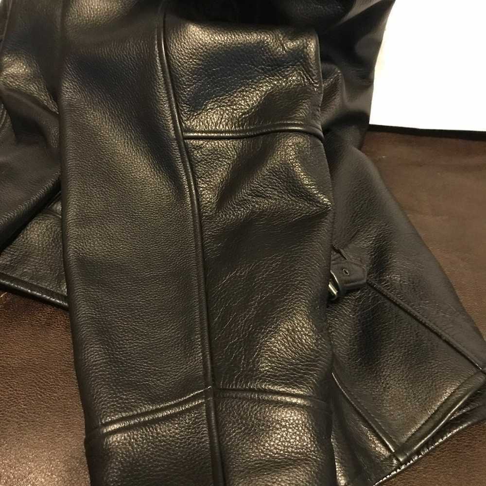 Eddie Bauer Unisex Leather Jacket - image 3