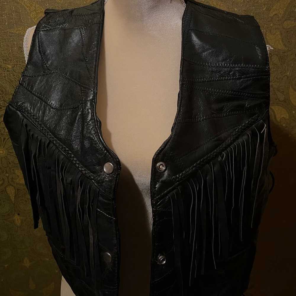 Women’s leather vest - image 3