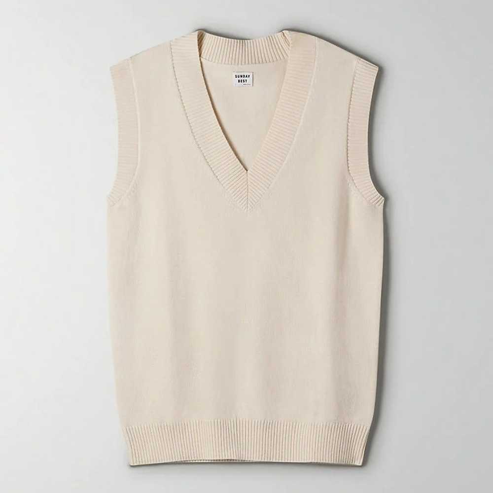 Aritzia Sunday Best Winston Sweater Vest – Whippe… - image 4
