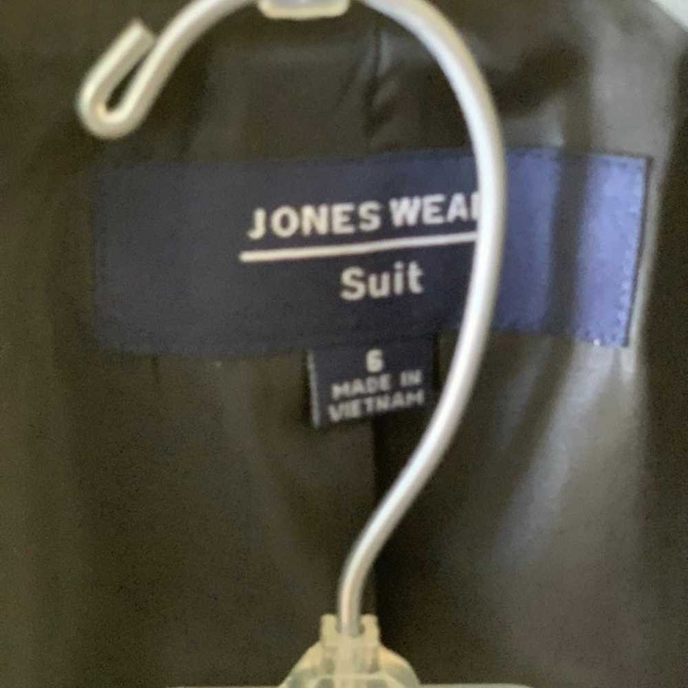 Jones of new york tweed suit - image 3