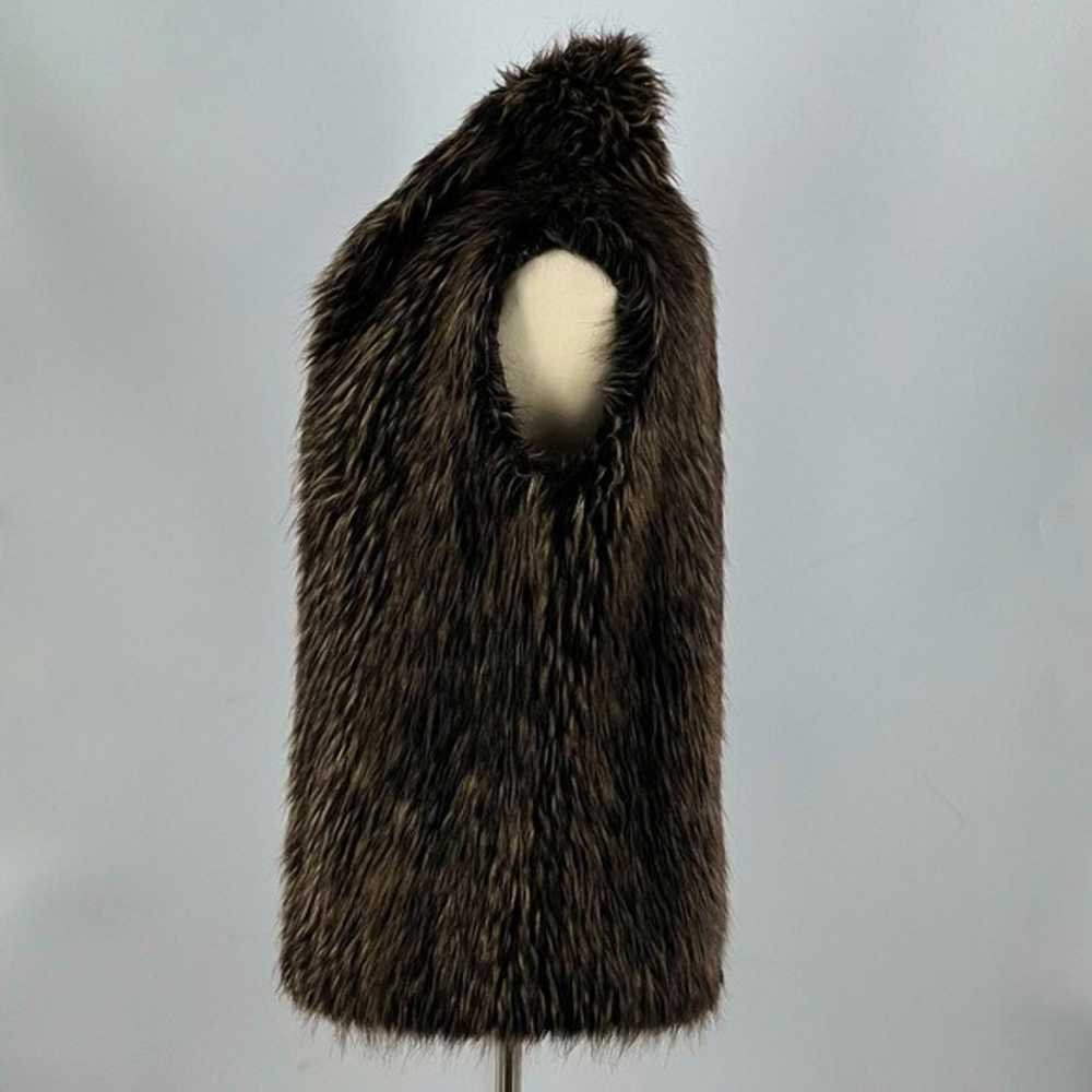 Donna Salyers Fabulous Furs Faux Fur Vest - image 2