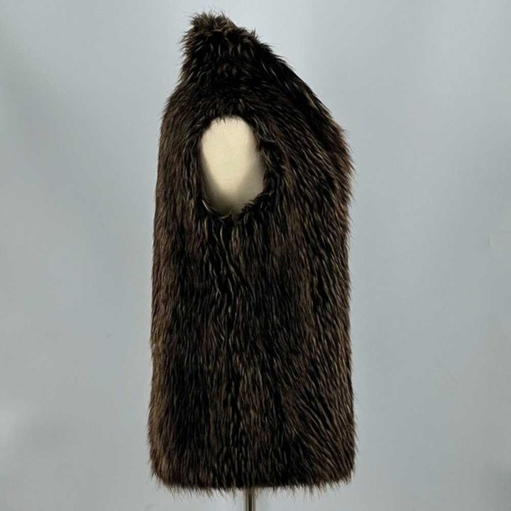 Donna Salyers Fabulous Furs Faux Fur Vest - image 4