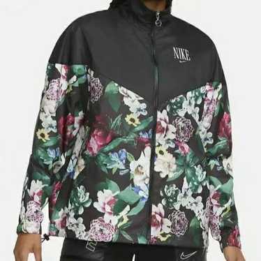 Nike Womens Hyper Femme Crop Jacket Wind