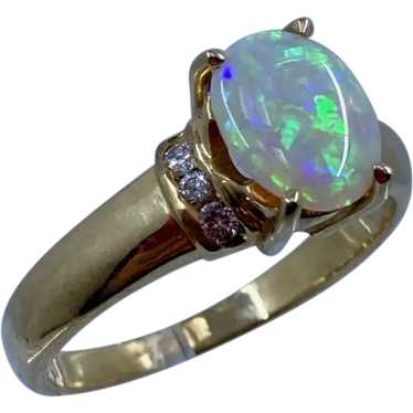 18K Yellow Gold Oval Opal Diamond Ring Sz 7 1/4 - image 1