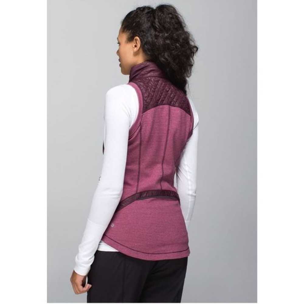 Lululemon Rebel Runner Vest Size 4 - image 2