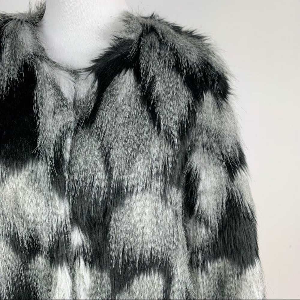 Forever 21 coat size S black white faux fur shagg… - image 2