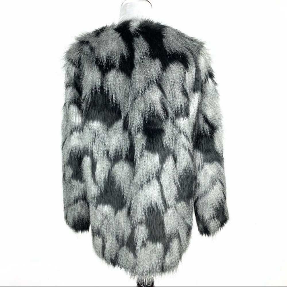 Forever 21 coat size S black white faux fur shagg… - image 5