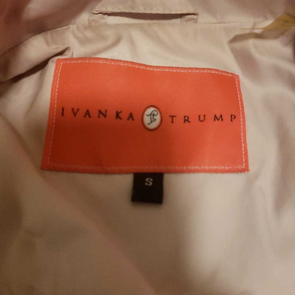 Ivanka Trump trench coat size small - image 2