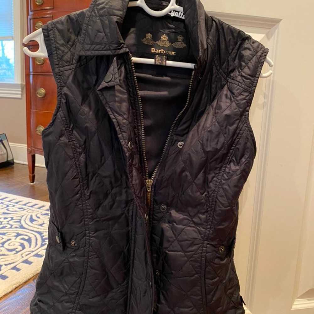 Women's barbour quilted vest - image 1