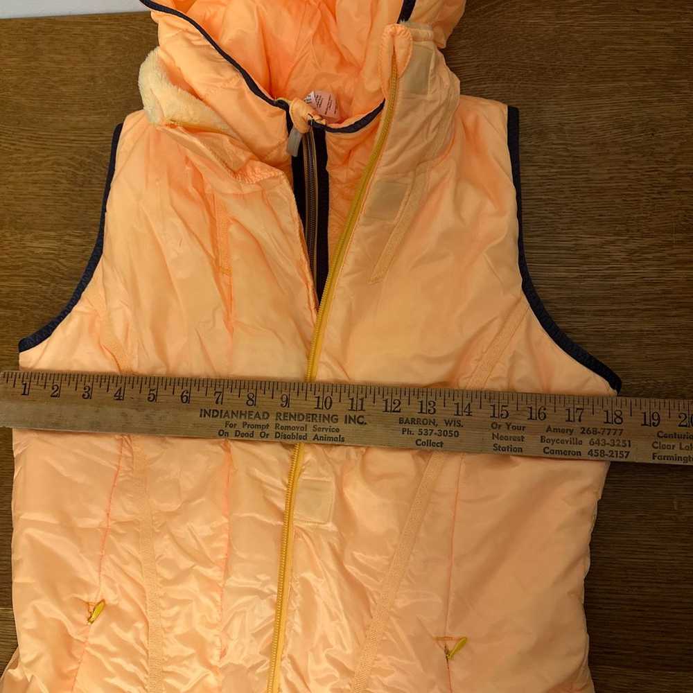 Lululemon Glacier Fleece Lined Hood Vest Burning … - image 11