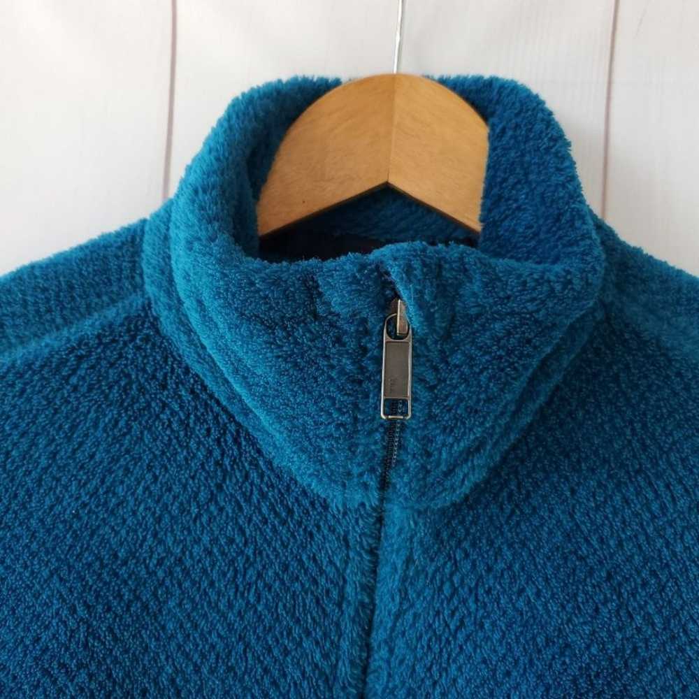 Patagonia teal fleece jacket - image 3