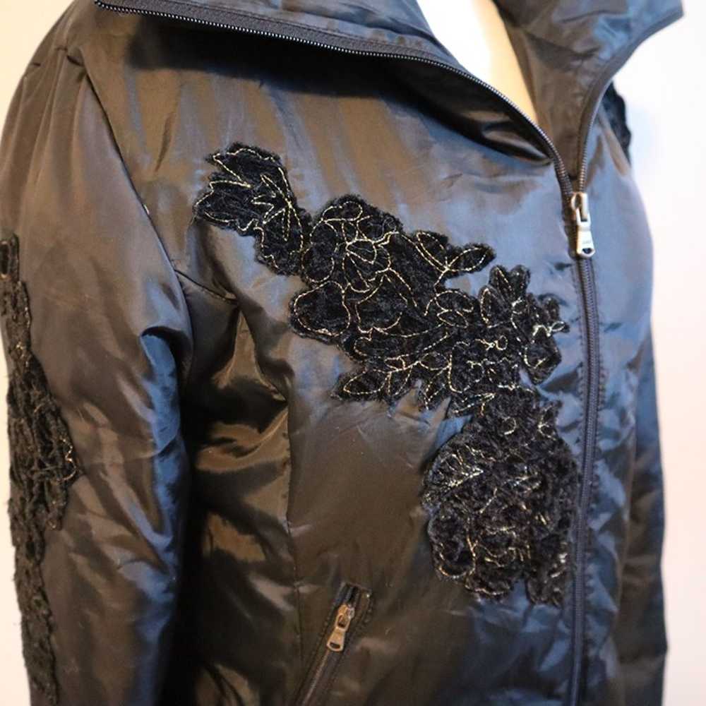 Vintage Guess Black Puffer Jacket with Velvet Flo… - image 3