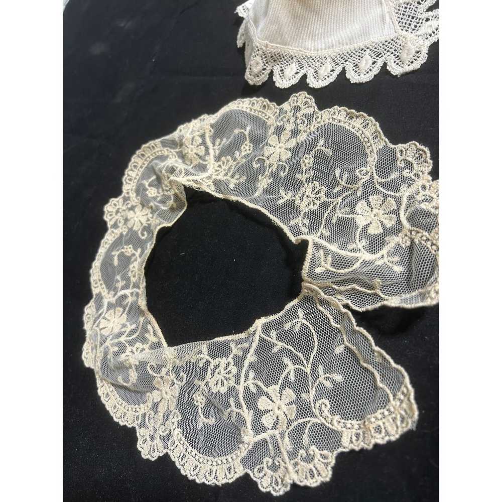 Vintage Lace Collar Dickie Rochet Back Buttons Un… - image 2