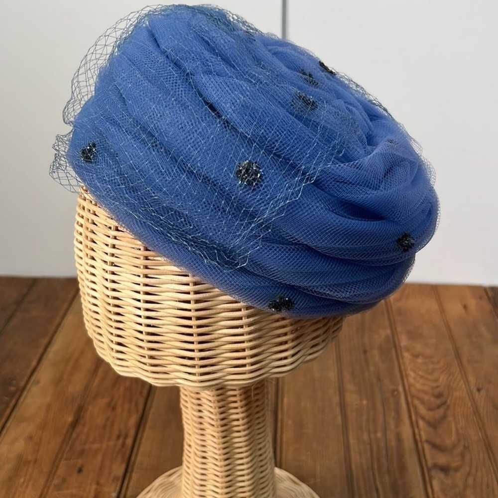 Vintage periwinkle blue net pillbox hat 1950’s - image 3