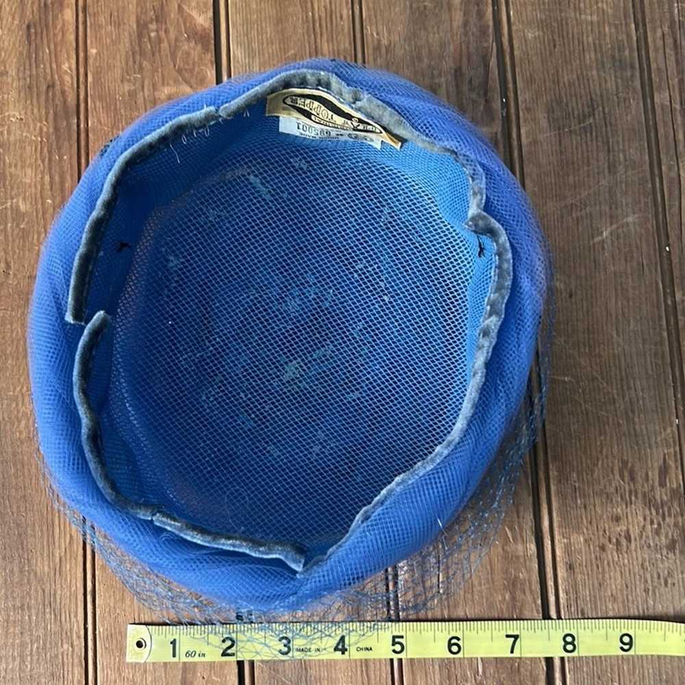 Vintage periwinkle blue net pillbox hat 1950’s - image 6