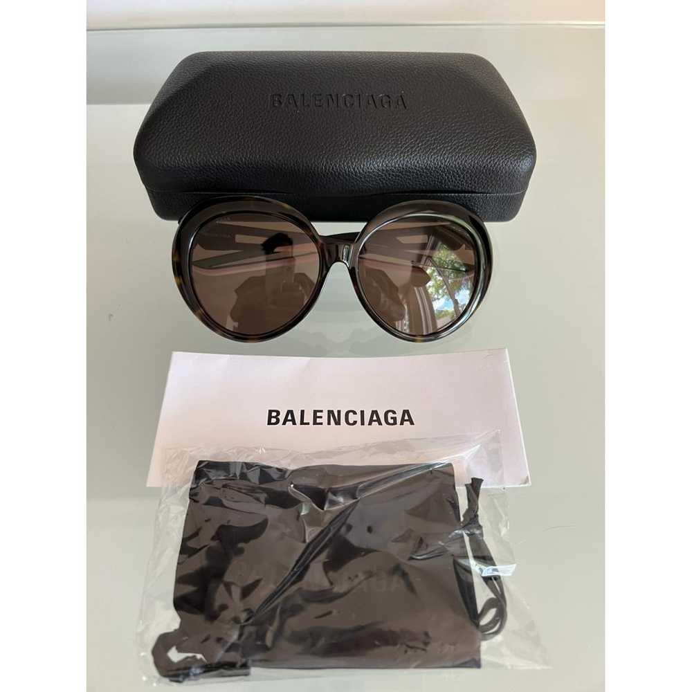Balenciaga Oversized sunglasses - image 4