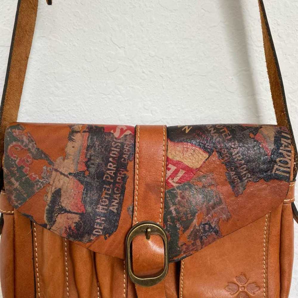 Patricia Nash Leather crossbody bag - image 5