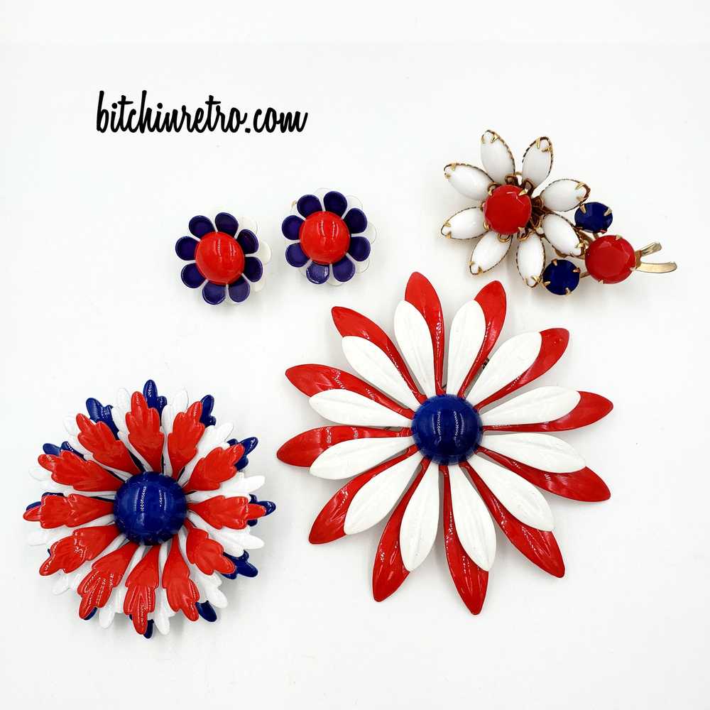 Patriotic Red White and Blue Vintage Flower Brooc… - image 2