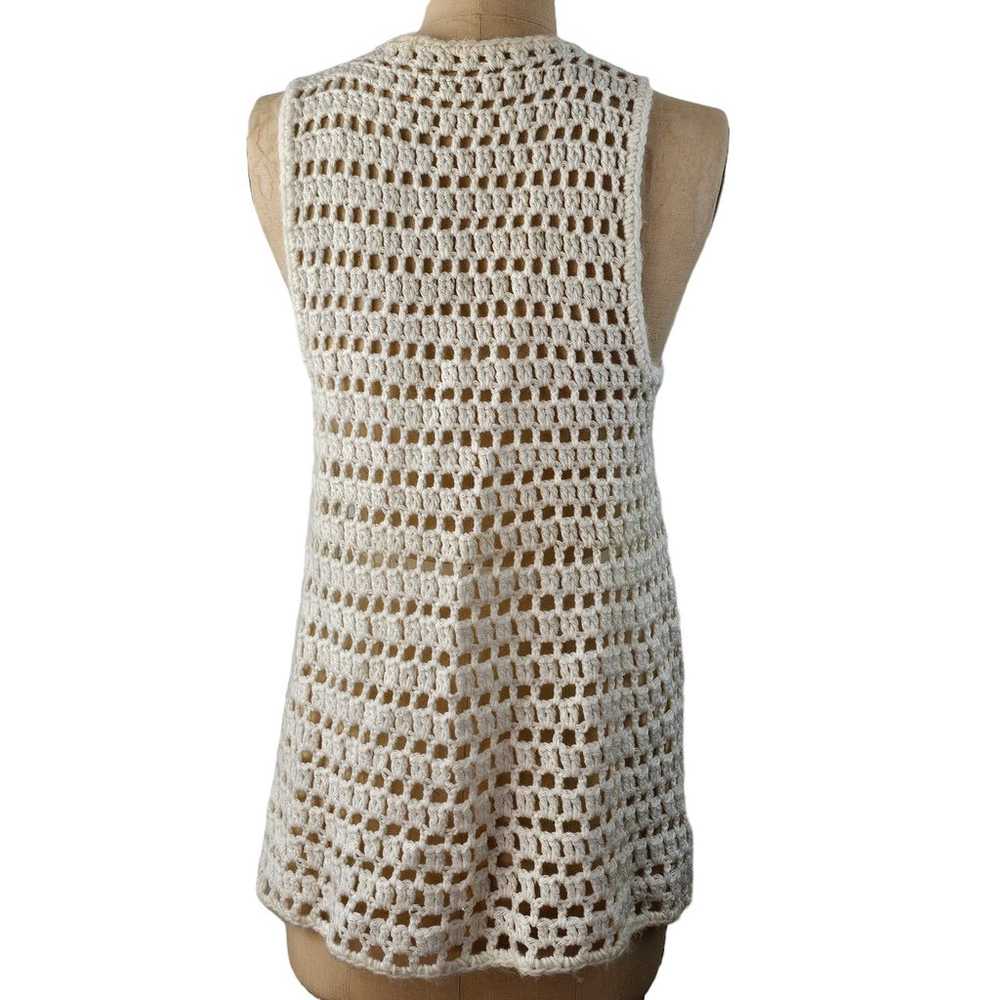 Vintage 1970s white crocheted vest with front tie… - image 2