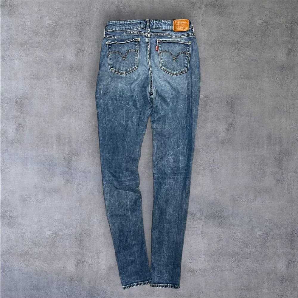 Vintage levis womans jeans 28 - image 2