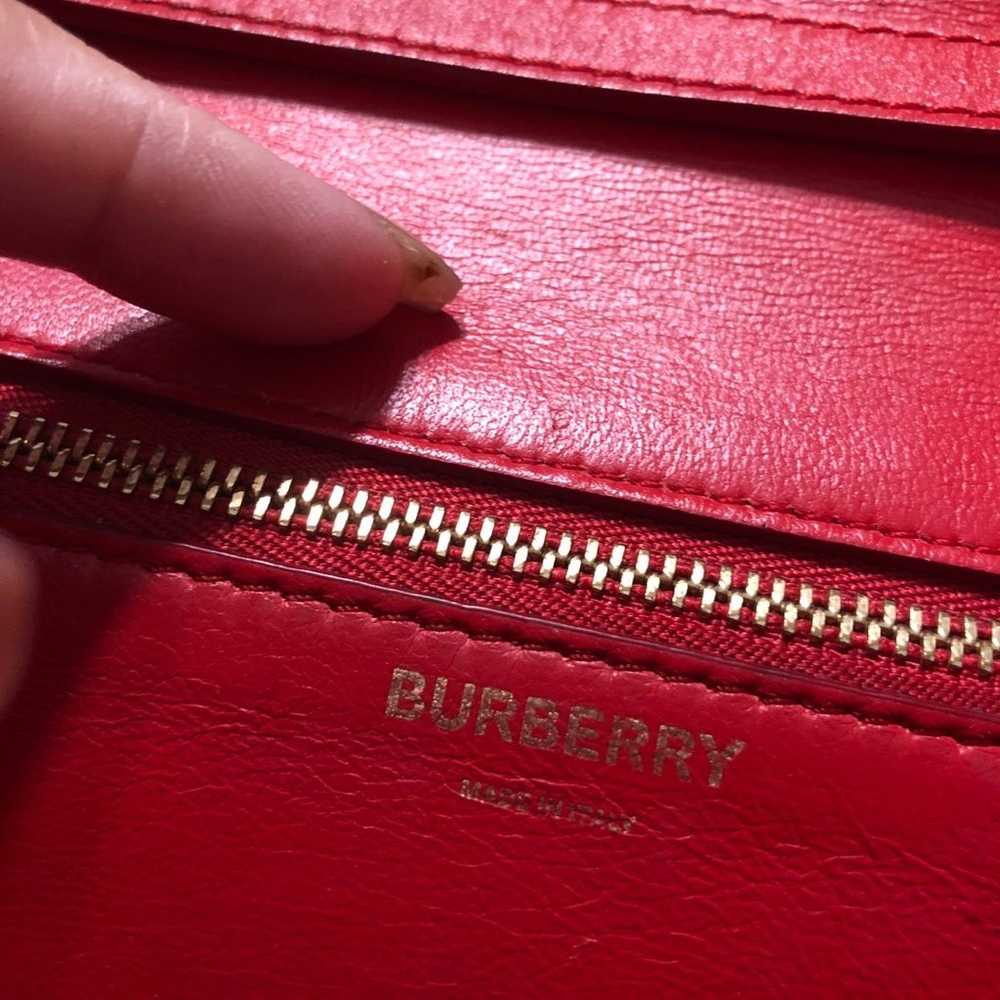 Burberry TB Flap red - image 6