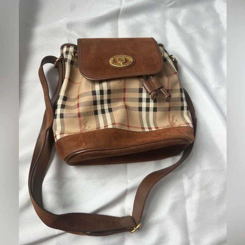 Burberry vintage crossbody drawstring purse - image 4