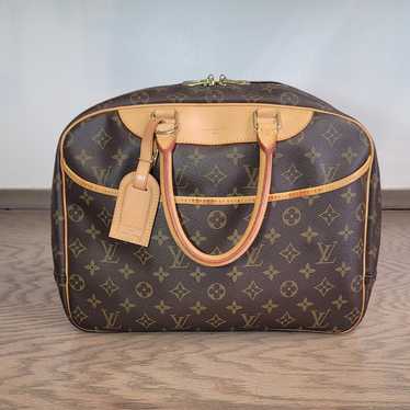 Louis Vuitton Monogram Deauville Shoulder Bag - image 1